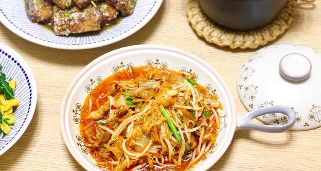 五花肉卷绿豆芽怎么做？步骤和技巧有哪些？  第2张