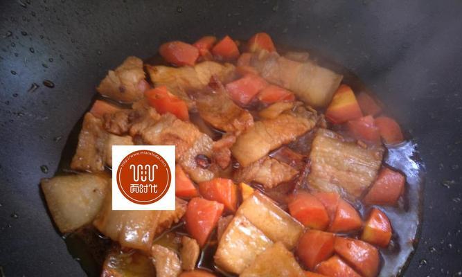 五花肉顿胡萝卜怎么做？有哪些步骤和技巧？  第2张