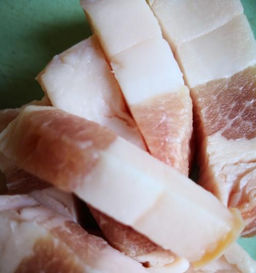 五花肉炖芸豆怎么做？步骤和技巧有哪些？  第2张