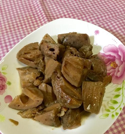 五花肉炖藕怎么做才好吃？步骤和技巧是什么？  第3张