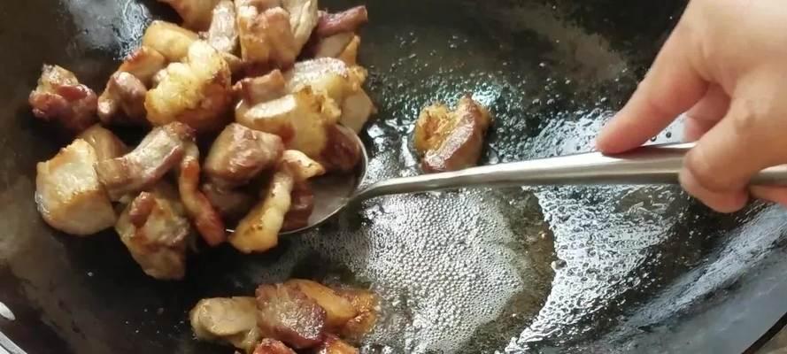 五花肉炖藕怎么做才好吃？步骤和技巧是什么？  第2张