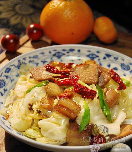 五花肉炖包菜怎么做？步骤和技巧有哪些？