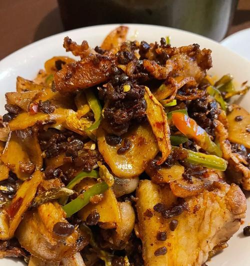 五花肉豆豉炒青椒怎么做？步骤和技巧有哪些？