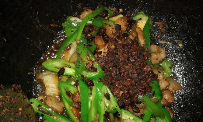 五花肉豆豉炒青椒怎么做？步骤和技巧有哪些？  第2张