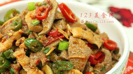 五花肉炒猪肝怎么做？步骤和技巧是什么？