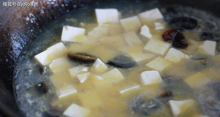 瘦肉皮蛋豆腐羹怎么做？步骤和技巧有哪些？