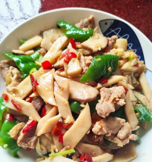 肉片炒蘑菇怎么做？步骤和技巧有哪些？  第2张