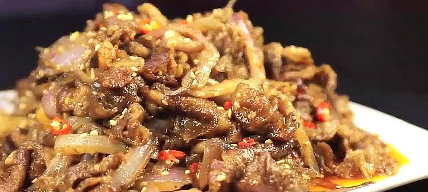 孜然鸡肉丸的做法是什么？如何在家轻松制作？
