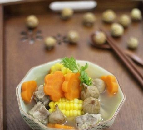 青豆排骨汤怎么做？有哪些步骤和技巧？