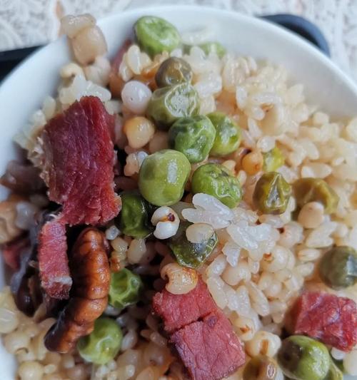 豌豆腊肉焖饭怎么做？步骤详解和常见问题解答？  第2张