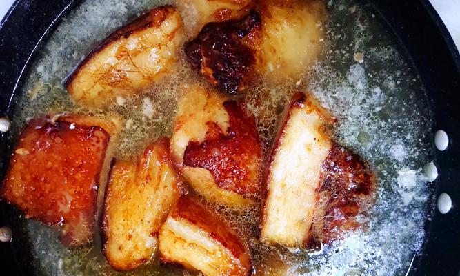 走油肉本帮菜的做法是什么？如何在家轻松制作？  第2张