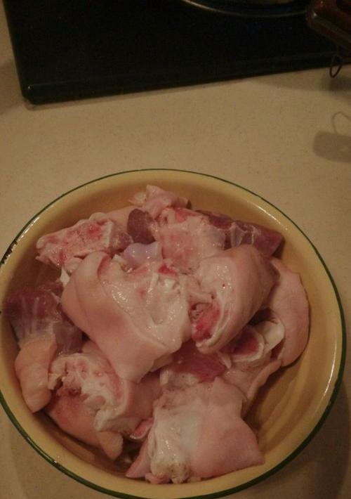 猪蹄膀的做法是什么？如何做出美味的猪蹄膀？  第2张