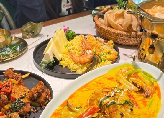 泰式菠萝鸡肉饭怎么做？步骤和材料是什么？