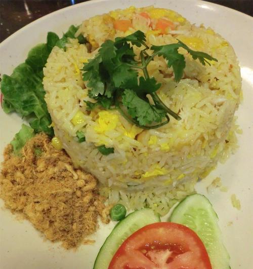 泰式蟹肉炒饭怎么做？有哪些步骤和技巧？  第2张