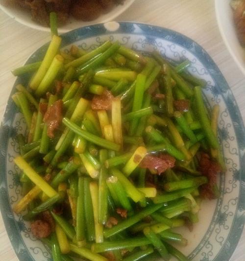 蒜苔炒肉末怎么做？步骤和技巧有哪些？  第3张