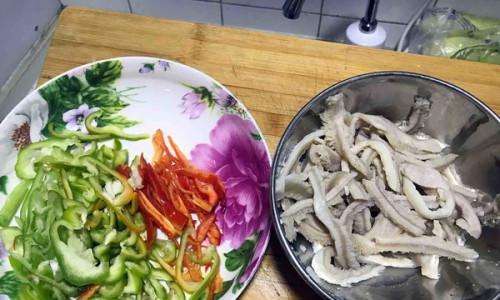 爽口尖椒炒肚丝怎么做？步骤和技巧是什么？