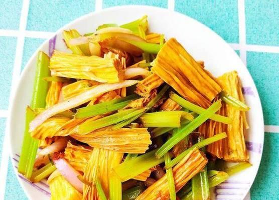 素烧腐竹怎么做？步骤和技巧有哪些？