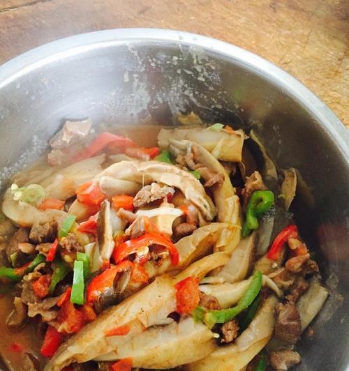 肉焖平菇怎么做？步骤详解和常见问题解答？  第3张