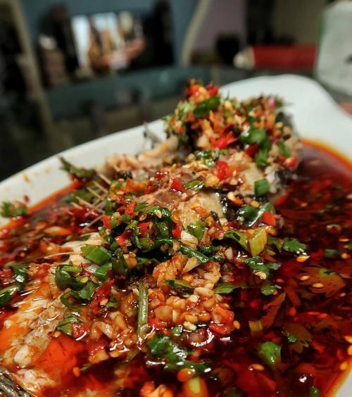 清真大鲫鱼怎么做？有哪些步骤和技巧？