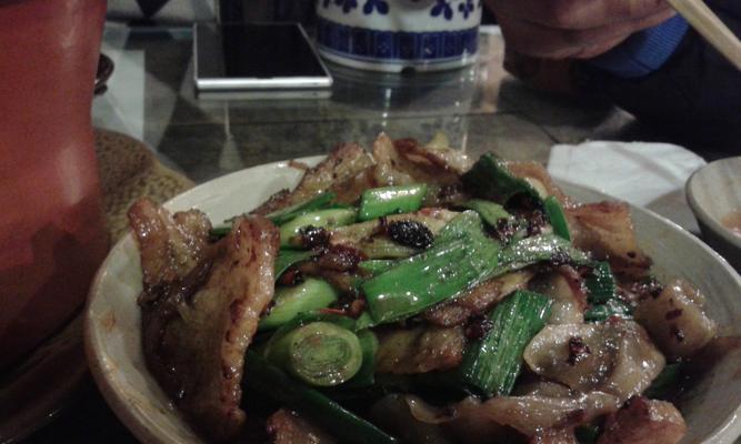苕皮回锅肉怎么做？详细步骤和技巧有哪些？  第2张