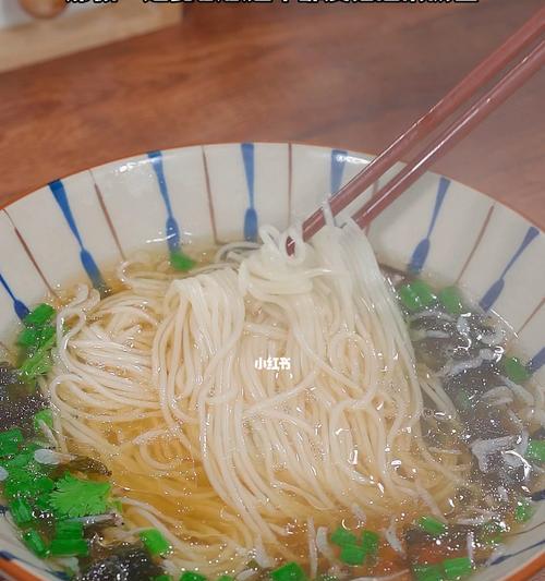 蔬菜虾皮面怎么做？有哪些步骤和技巧？  第3张