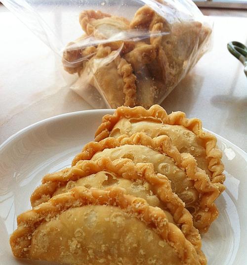 炸油角的做法是什么？如何在家轻松制作？