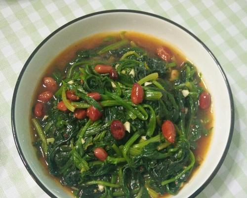 美味健康，菠菜拌花生米（以菠菜为主料）