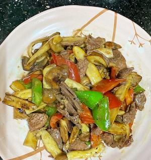 美味健康的扁豆角炒香菇牛肉做法（以健康为主导）