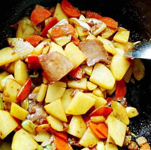 土豆萝卜肉丸盖饭怎么做？步骤和技巧是什么？  第3张