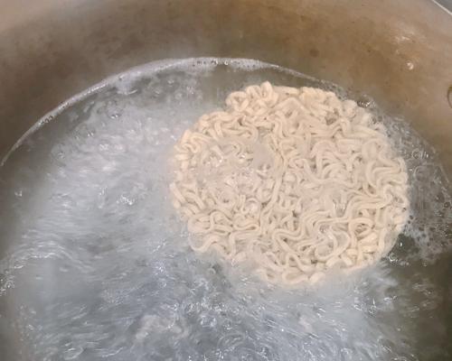 圣女果酱拌面怎么做？有哪些步骤和技巧？  第2张
