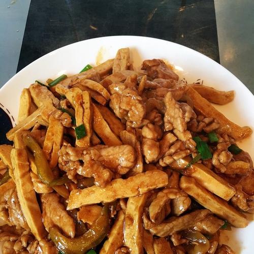 香干肉丝的做法是什么？如何在家轻松制作？  第3张