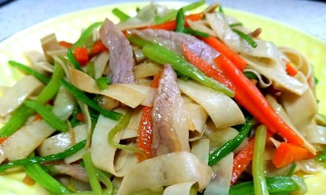 随意小炒的做法是什么？如何快速做出美味的小炒？
