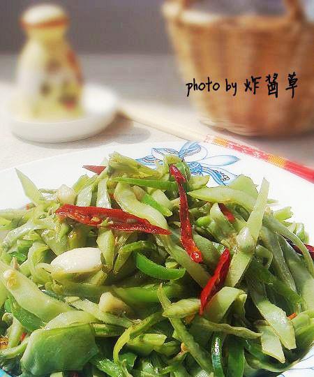 炒扁豆丝的做法是什么？如何炒出美味的扁豆丝？  第2张