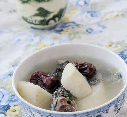 乌鸡煲淮山汤怎么做？有哪些健康益处？  第2张