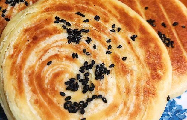 芝麻干酥薄饼的做法是什么？步骤详解如何做？  第3张