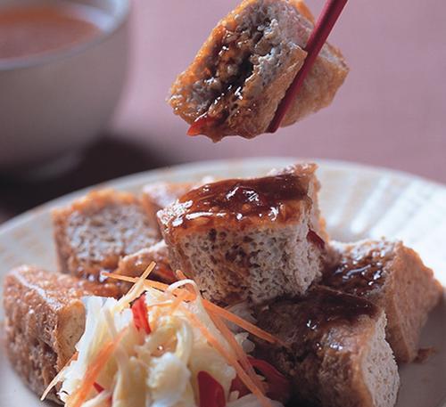如何制作美味的炸臭豆腐（以炸臭豆腐的做法为主题）