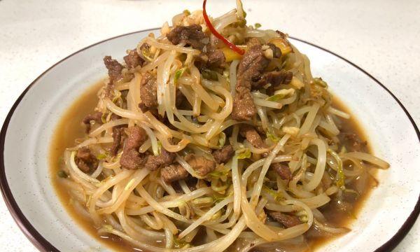 自发绿豆芽炒荷豆牛肉，营养美味又简单（做法详解）