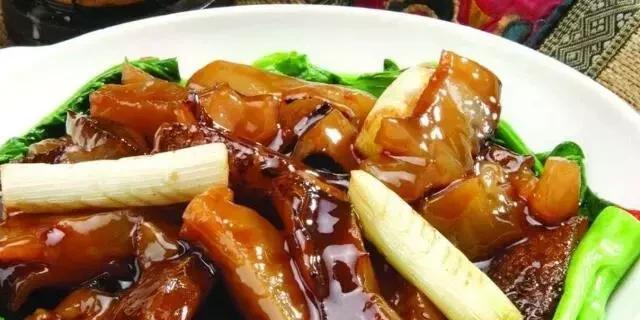 铁锅海参煲怎么做？步骤和技巧有哪些？