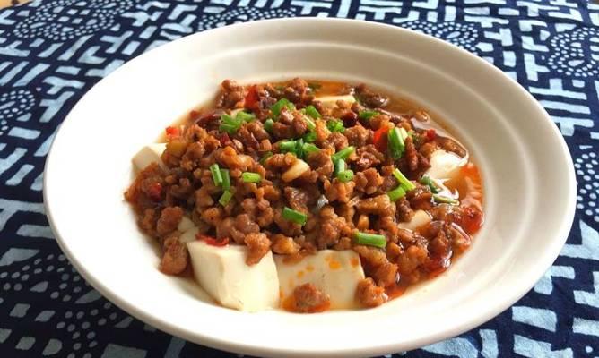 一道美味蒸豆腐的做法——以榨菜肉沫为主（轻松学会）
