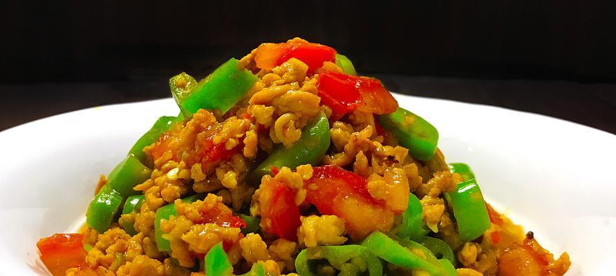青椒西红柿炒鸡蛋，做法大揭秘（口感鲜美）