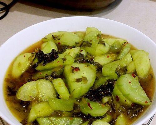 猪舌炒黄瓜怎么做？步骤和技巧有哪些？
