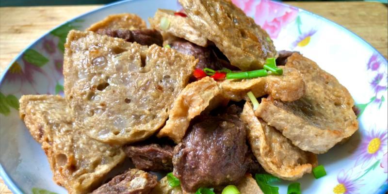 自制炸牛筋丸美食分享（做法简单）