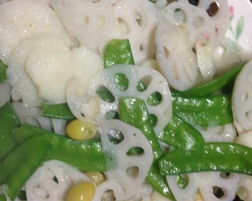 荸荠炒荷兰豆，口感清脆爽口（制作流程简单）