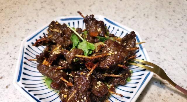 手抓牛肉怎么做？详细步骤和技巧是什么？  第2张