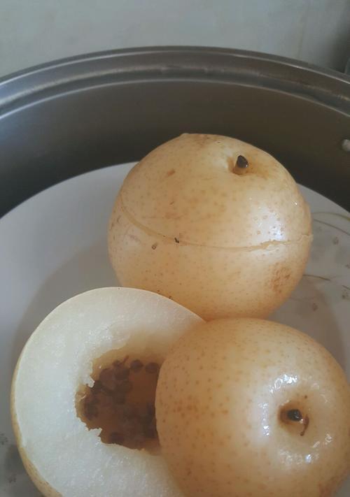 冰糖蜂蜜炖雪梨怎么做？有哪些健康益处？  第3张