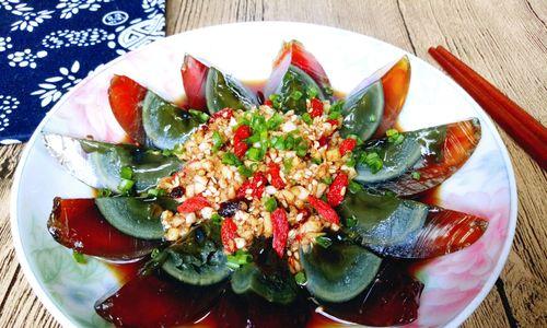 手把手教你拌松花蛋（学会这个做法）