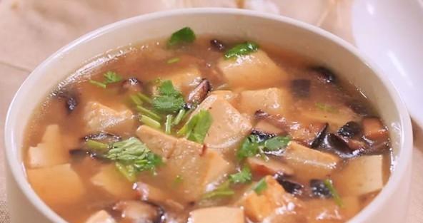 百贝豆腐汤怎么做？有哪些步骤和技巧？