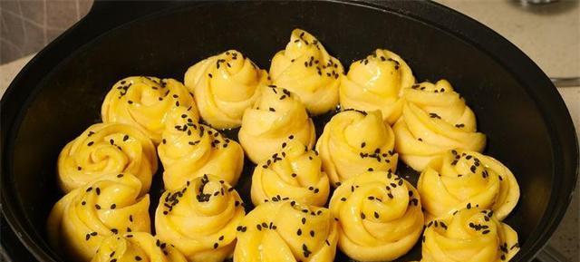 一口咬下，满口甜香——长白糕的制作方法（传统美食）