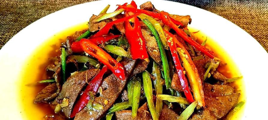 猪肝芹菜汤的做法是什么？如何做出美味又营养的猪肝芹菜汤？
