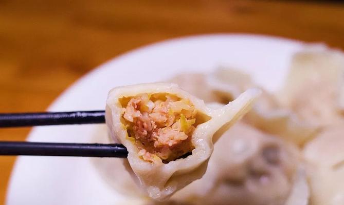 猪肉香菜水饺怎么做？详细步骤和技巧是什么？